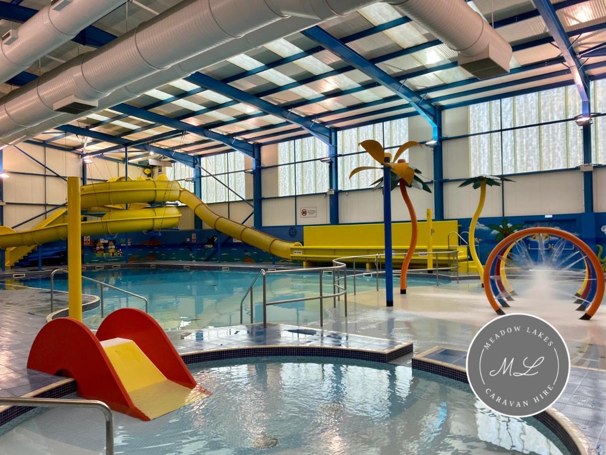 Palm Grove 181- Golden Palm - Pet Friendly, Wifi, Central Heating, Bed Linen - Meadow Lakes Caravan & Lodge Hire Chapel Saint Leonards Eksteriør billede