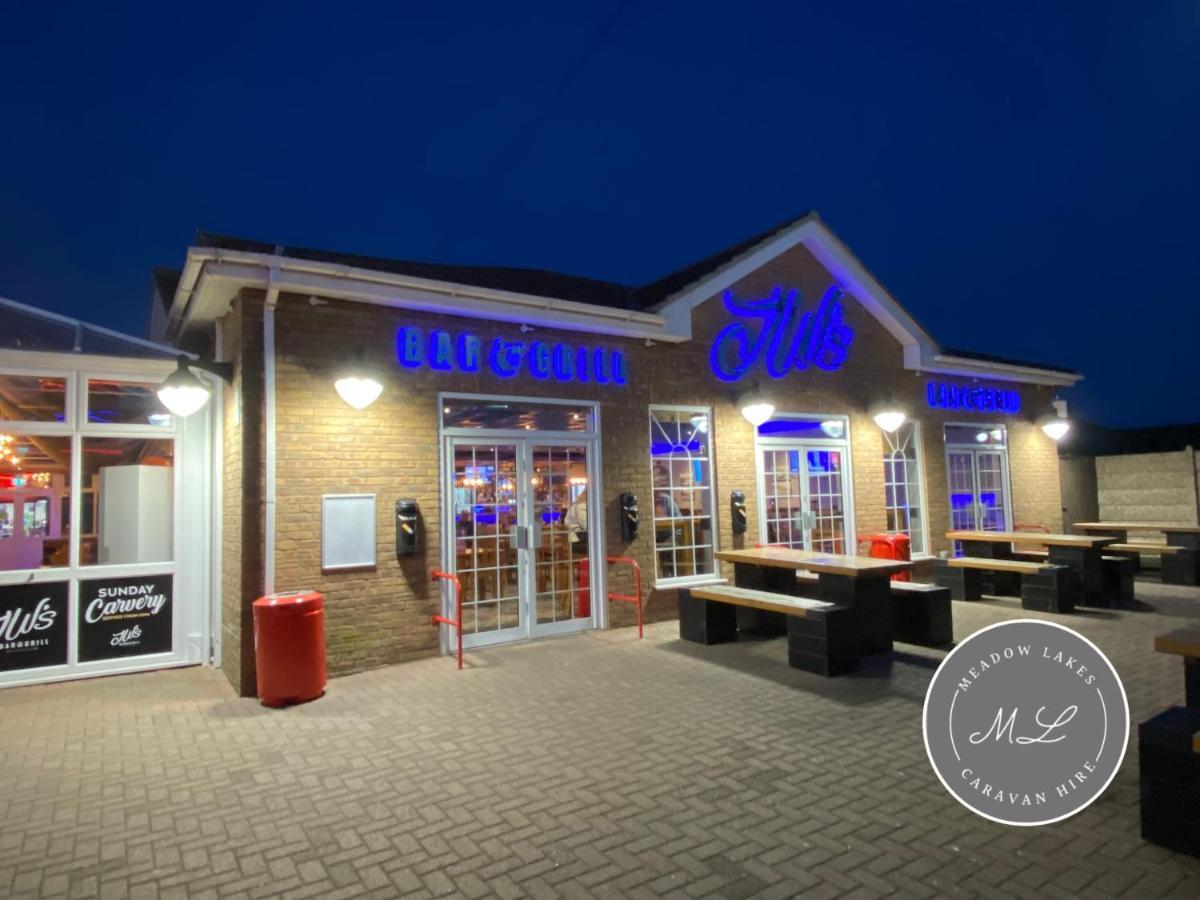 Palm Grove 181- Golden Palm - Pet Friendly, Wifi, Central Heating, Bed Linen - Meadow Lakes Caravan & Lodge Hire Chapel Saint Leonards Eksteriør billede